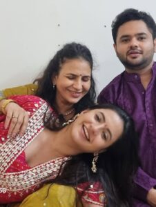 Actress Meera Deosthale HD Photos and Wallpapers September 2025
