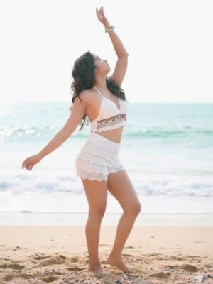 Meera Joshi Instagram - ...
Clicked by: @mayur_gaonkar_photography
....
#beachvibes #beachphotography #beach #backlessdress #beachwear #beachgirl #beachbum #bikini #white #beachbody #meerajoshi #mj #model #posesforpictures #curlyhair #curls #curvygirl #curlyhairstyles #photoshoot #photooftheday #swimsuit #glam #glamour #glamlook #glamourmodel #meera #fingers #makeup #backless #back