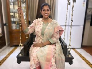 Meera Krishna, Meera Siva Instagram - Blessed Navaratri2025 @nakshathra.nagesh 😍
Thank you so much for inviting me dear 🤗❤️

#insta #navratri #festival #instapic #instagram #