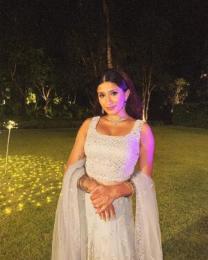 Meghna Chakraborty Instagram - Escaped from reality for a little bit to dress up and #ParthywithPreya 🥳 

📸: @shiv.dances 
👗: @eshhpat 

#thailand #thailandwedding #khaolak