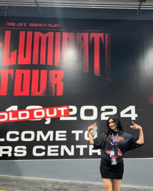 Meghna Chakraborty Instagram - How can I talk about 2024 without reflecting on the unforgettable experience of being on the road with team @diljitdosanjh for the groundbreaking North America leg of the Dil-luminati tour?! From two iconic stadiums to lighting up the Crypto Arena, and countless other venues across Canada and the US—we saw history unfold time and time and time again.

It has been an honor to witness Diljit continually break barriers with his artistry, and to watch him unite people from all generations and walks of life through the raw magic of music that transcends. To see all of the children, families and immigrants in the audience, their faces full of emotion and pure joy… this tour has truly been a celebration of both the present and the boundless potential of our future. 

Endless gratitude to the best DP @__vivianlau , the teams at @rippleeffectstudios and Saregama, and all the amazing people we crossed paths with in each city. Thank you for a lifetime of memories ❤️

#diljitdosanjh #diluminatiworldtour