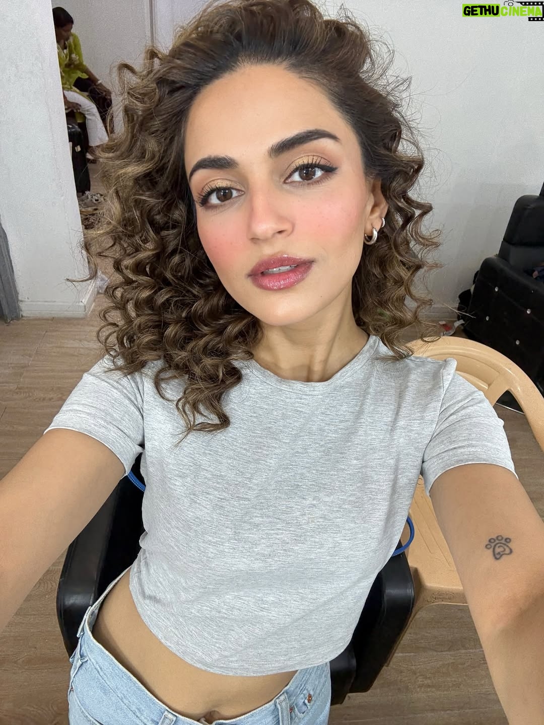Mehak Bakshi - 6.3K Likes - Life lately 🌹
