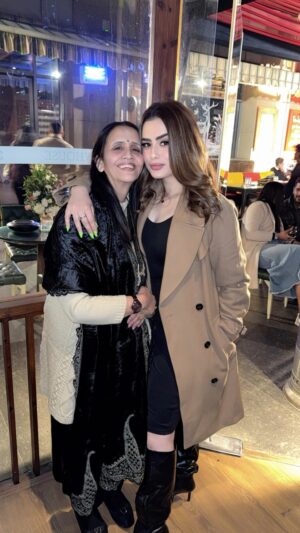Mehak Dhillon Instagram - 🫠2025🧚‍♂️😇
