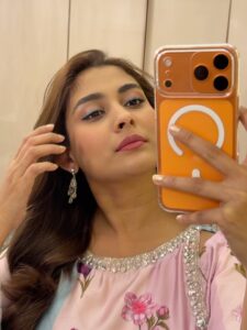 Actress Mehazabien Chowdhury HD Photos and Wallpapers October 2025