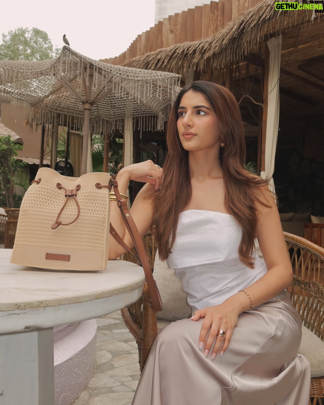 Meher Taluja - 1.9K Likes - Just me, a slow afternoon, and my favorite summer carryall from @charleskeithofficial 🌿

#SummersCalling #CharlesKeith_IN