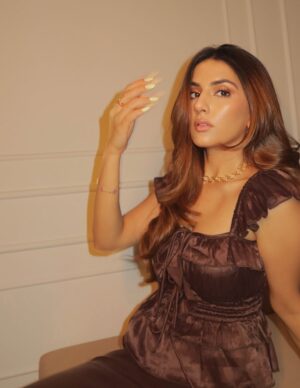 Meher Taluja Instagram - 🤎✨