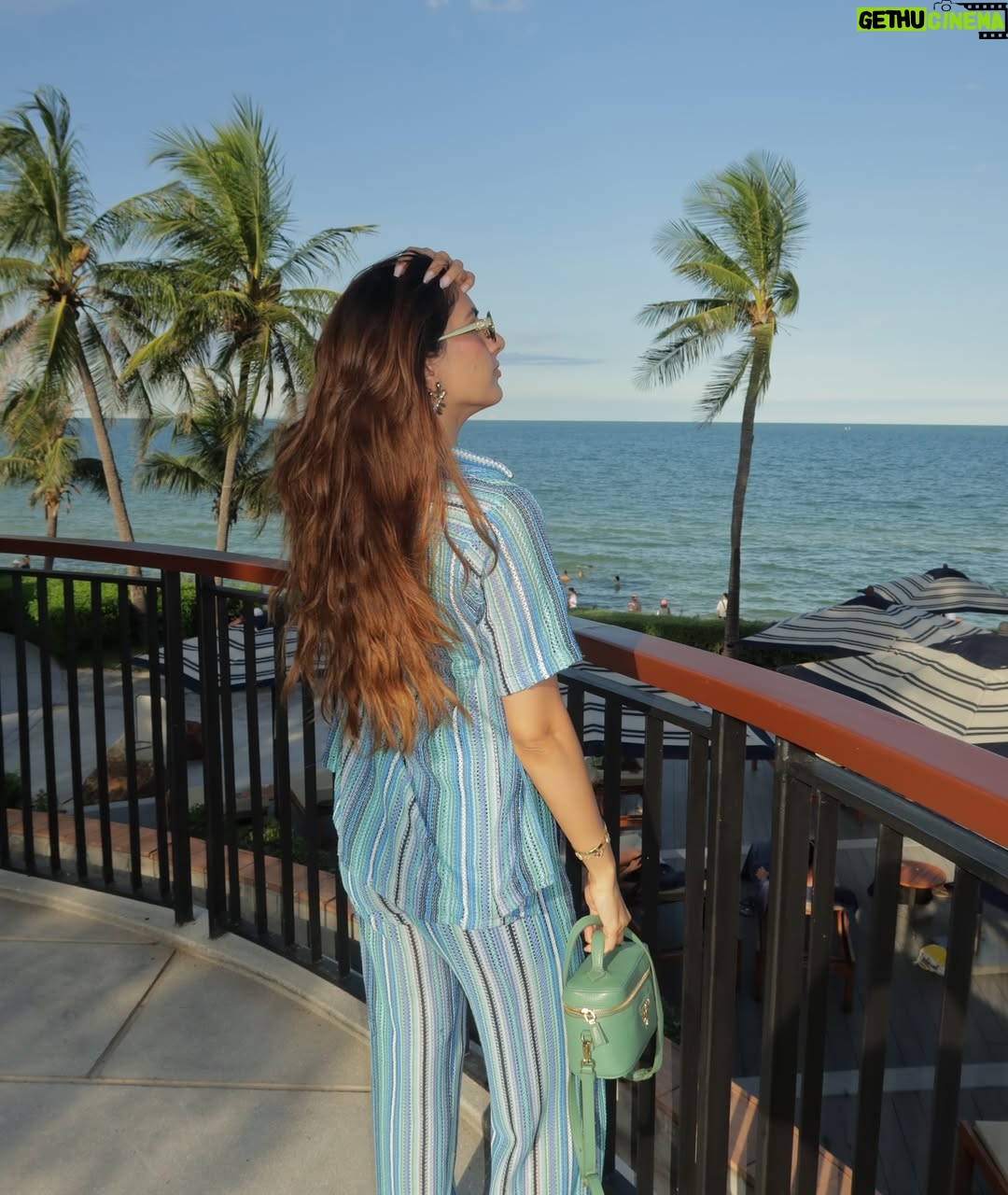 Meher Taluja - 2.9K Likes - weekend blues🩵🦋💙

wearing : @piaandparoclothing