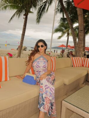 Meher Taluja Instagram - Forever an island girly☀️🌊⛱️

wearing : @wear.rae