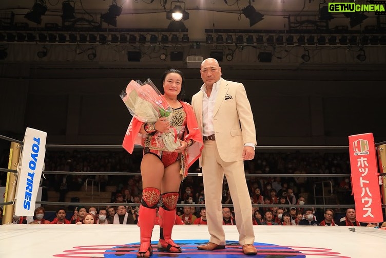 Meiko Satomura - 13K Likes - 今日、引退試合を見届けてくださった皆様、ありがとうございました。
30年間で出会ったたくさんの方に囲まれてリングを降りられたこと、本当に幸せです。
プロレスの新時代をさらに素晴らしいものにするために、今以上に人生懸けます‼️
ありがとうございました。
2025.4.29 #後楽園ホール
#SENJO  # #SATOMURAfinal #里村明衣子