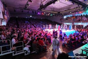 Meiko Satomura Instagram - 今日、引退試合を見届けてくださった皆様、ありがとうございました。
30年間で出会ったたくさんの方に囲まれてリングを降りられたこと、本当に幸せです。
プロレスの新時代をさらに素晴らしいものにするために、今以上に人生懸けます‼️
ありがとうございました。
2025.4.29 #後楽園ホール
#SENJO  # #SATOMURAfinal #里村明衣子