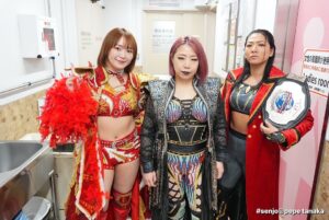 Meiko Satomura Instagram - 今日、引退試合を見届けてくださった皆様、ありがとうございました。
30年間で出会ったたくさんの方に囲まれてリングを降りられたこと、本当に幸せです。
プロレスの新時代をさらに素晴らしいものにするために、今以上に人生懸けます‼️
ありがとうございました。
2025.4.29 #後楽園ホール
#SENJO  # #SATOMURAfinal #里村明衣子
