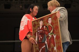 Meiko Satomura Instagram - 今日、引退試合を見届けてくださった皆様、ありがとうございました。
30年間で出会ったたくさんの方に囲まれてリングを降りられたこと、本当に幸せです。
プロレスの新時代をさらに素晴らしいものにするために、今以上に人生懸けます‼️
ありがとうございました。
2025.4.29 #後楽園ホール
#SENJO  # #SATOMURAfinal #里村明衣子