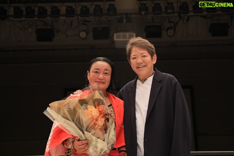 Meiko Satomura - 13K Likes - 今日、引退試合を見届けてくださった皆様、ありがとうございました。
30年間で出会ったたくさんの方に囲まれてリングを降りられたこと、本当に幸せです。
プロレスの新時代をさらに素晴らしいものにするために、今以上に人生懸けます‼️
ありがとうございました。
2025.4.29 #後楽園ホール
#SENJO  # #SATOMURAfinal #里村明衣子