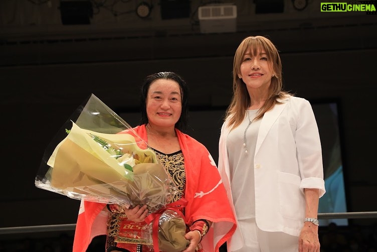 Meiko Satomura - 13K Likes - 今日、引退試合を見届けてくださった皆様、ありがとうございました。
30年間で出会ったたくさんの方に囲まれてリングを降りられたこと、本当に幸せです。
プロレスの新時代をさらに素晴らしいものにするために、今以上に人生懸けます‼️
ありがとうございました。
2025.4.29 #後楽園ホール
#SENJO  # #SATOMURAfinal #里村明衣子