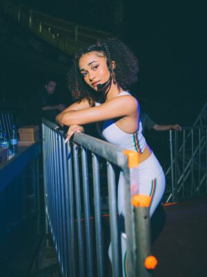 Mélanie Thomas Instagram - MÉLANIE IS OFFICIALLY JOINING US ON TOUR! 🇧🇷🇵🇹

SURPRISE ! 🇨🇮 You guys know me and my surprises 💁🏽‍♀️ 

It’s Official now I am joining my Now United family for the Now or Never tour, cannot wait to see you all ~ your honey 🤍✨