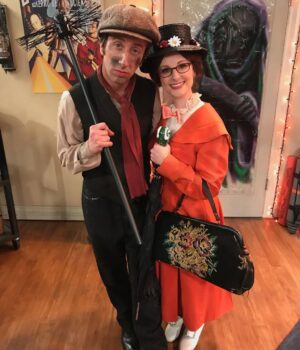 Melissa Rauch Instagram - My TV husband & wonderful friend Simon Helberg is now on Instagram! This deeply hilarious, wildly talented and all around incredible human holds such a special place in my heart and I’m so happy to welcome him to this scrollapalooza!! Give @iamsimonhelberg a follow to have the gift of Simon on your phone (or wherever you get up on your Instagram)!