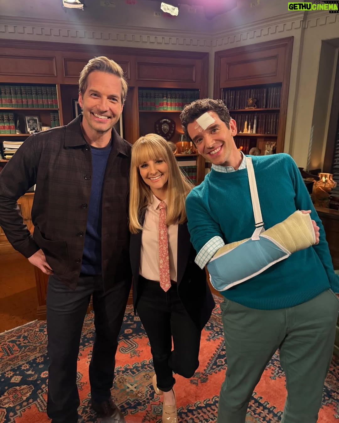 Melissa Rauch - 200.9K Likes - The day is here, our Night Court Season 3 Finale! I know I have said, “You don’t want to miss” an episode  in the past and I stand by all of those times...but TONIGHT…tonight is different. Like, if you miss tonight, you’re gonna feel really f’in bad about it tomorrow, and as your friend, I do not want that for you. Look, I promise an hour of really great television with two back to back absolutely stellar episodes. At 8:00/7:00c we have @michaelurielikesit and @marshawarfield bringing their immense talents to our penultimate episode where Michael stars as the “Funnest Judge in the City” and Marsha returns as the iconic Roz Russell. Then at 8:30/7:30c we have @bigbangtheory and @youngsheldoncbs worlds collide with Night Court as Big Bang multiverse powerhouses @raeganrevord and #SimonHelberg appear in a jaw-dropping season 3 closer that will really drive home why this is not to be missed! Every one of our incredible Night Court family @just_lacretta @nyambi @wendiemalick @garyanthonywilliams @hiryanhansen @realrayabruzzo #JohnLarroquette brought down the house during the taping of this and I can’t wait for you all to check it out. See you there TONIGHT on @nbc starting at 8:00pm! 💙