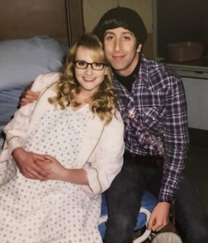Melissa Rauch Instagram - My TV husband & wonderful friend Simon Helberg is now on Instagram! This deeply hilarious, wildly talented and all around incredible human holds such a special place in my heart and I’m so happy to welcome him to this scrollapalooza!! Give @iamsimonhelberg a follow to have the gift of Simon on your phone (or wherever you get up on your Instagram)!