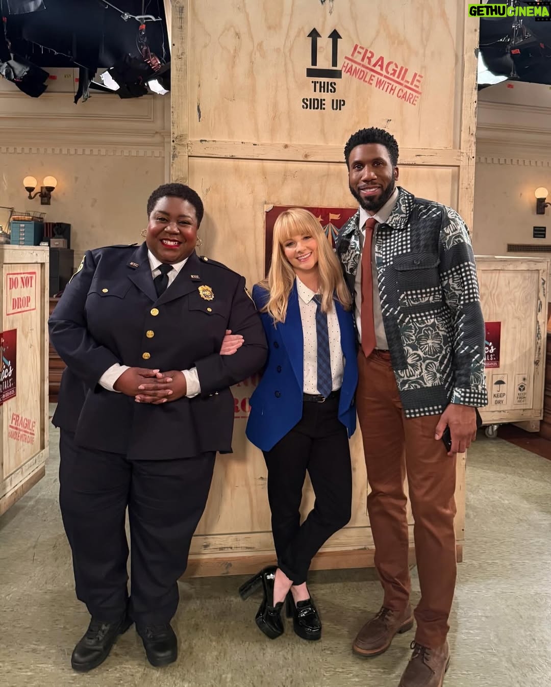 Melissa Rauch - 200.9K Likes - The day is here, our Night Court Season 3 Finale! I know I have said, “You don’t want to miss” an episode  in the past and I stand by all of those times...but TONIGHT…tonight is different. Like, if you miss tonight, you’re gonna feel really f’in bad about it tomorrow, and as your friend, I do not want that for you. Look, I promise an hour of really great television with two back to back absolutely stellar episodes. At 8:00/7:00c we have @michaelurielikesit and @marshawarfield bringing their immense talents to our penultimate episode where Michael stars as the “Funnest Judge in the City” and Marsha returns as the iconic Roz Russell. Then at 8:30/7:30c we have @bigbangtheory and @youngsheldoncbs worlds collide with Night Court as Big Bang multiverse powerhouses @raeganrevord and #SimonHelberg appear in a jaw-dropping season 3 closer that will really drive home why this is not to be missed! Every one of our incredible Night Court family @just_lacretta @nyambi @wendiemalick @garyanthonywilliams @hiryanhansen @realrayabruzzo #JohnLarroquette brought down the house during the taping of this and I can’t wait for you all to check it out. See you there TONIGHT on @nbc starting at 8:00pm! 💙