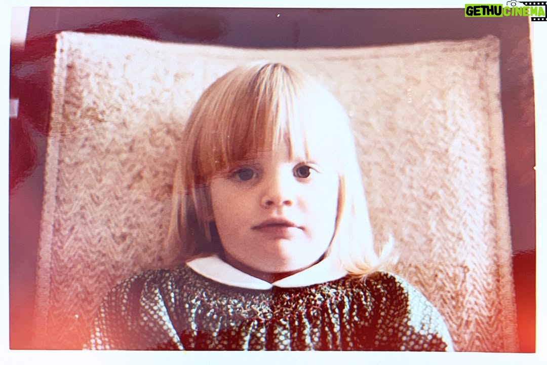 Mena Suvari - 601 Likes - Le Bebe Bangs Means.