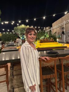 Actress Mercan Ezgi Mola HD Photos and Wallpapers September 2025