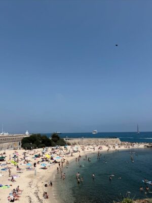 Meriç Aral Instagram - bu haftanin acilisini gecen haftaya saygi durusuyla yapiyorum 🌞🧷🌊🧷❤️‍🔥🪬🌊🌞🍑🍒🧷❤️‍🔥