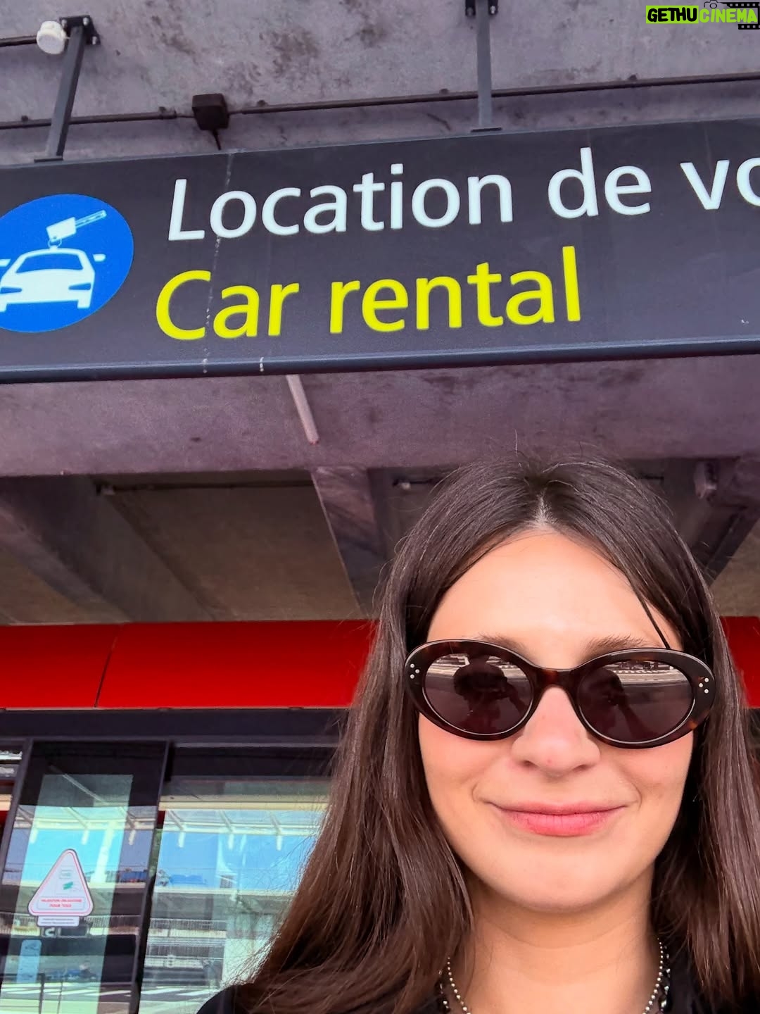 Meriç Aral - 44.3K Likes - bu haftanin acilisini gecen haftaya saygi durusuyla yapiyorum 🌞🧷🌊🧷❤️‍🔥🪬🌊🌞🍑🍒🧷❤️‍🔥