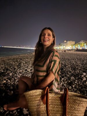 Meriç Aral Instagram - bu haftanin acilisini gecen haftaya saygi durusuyla yapiyorum 🌞🧷🌊🧷❤️‍🔥🪬🌊🌞🍑🍒🧷❤️‍🔥