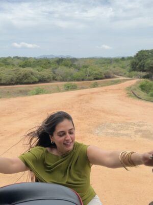 Meru Panwar Grover Instagram - Jungle safari with my monkey 🐵
Thank you @cordeliacruises for the most wonderful experience.
.
.
.
.
#merorang #junglesafari #srilanka #yalanationalpark