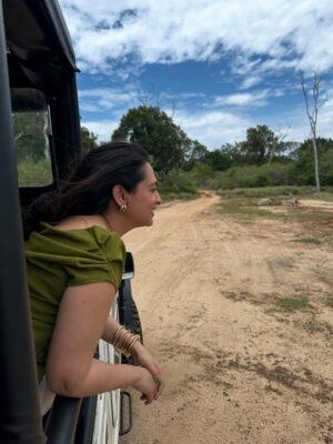 Meru Panwar Grover Instagram - Jungle safari with my monkey 🐵
Thank you @cordeliacruises for the most wonderful experience.
.
.
.
.
#merorang #junglesafari #srilanka #yalanationalpark