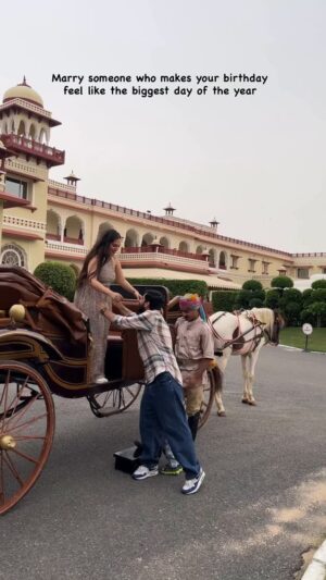 Meru Panwar Grover Instagram - Maharani ❌ Uski Rani ✅
.
.
.
.
.
.
.
.
.
.
.
.
.
.
.
.
.
.
#merorang #viralvideos #trendingreels #couplegoals #lovequotes #couplevideos #couplephotoshoot #couplereels #loveyourself