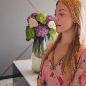 Actress Meryem Uzerli HD Photos and Wallpapers October 2025