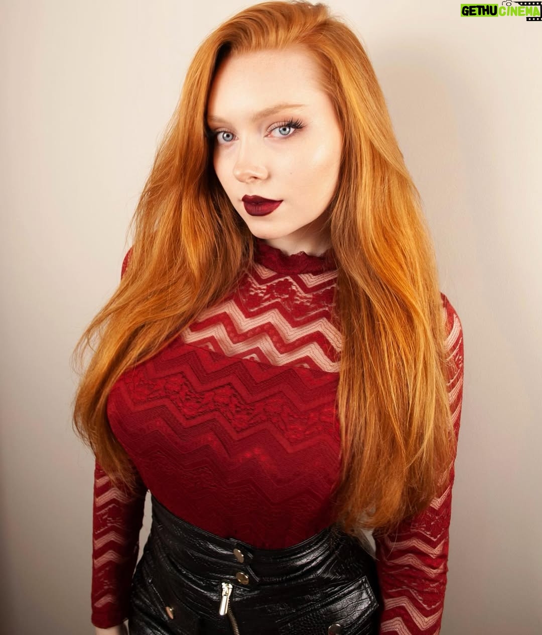 Mia Isabella - 9.9K Likes - 🥰🥰🥰
.
.
.
.
.
.
.
.
.
#redhair #redhaired #ruiva #ruivas #redheadsofinstagram #redhairgirl #gingergirl  #model #fashion #londonfashion #ruivanatural #curls #model #ginger #gingergirl #naturalhair #ruivante #beauty #londonmodel #londonmodels #modelling #naturalred #redheadsdoitbetter  #redheadshavemorefun #redheadmodel #naturalredhead #naturalredheads #longredhair