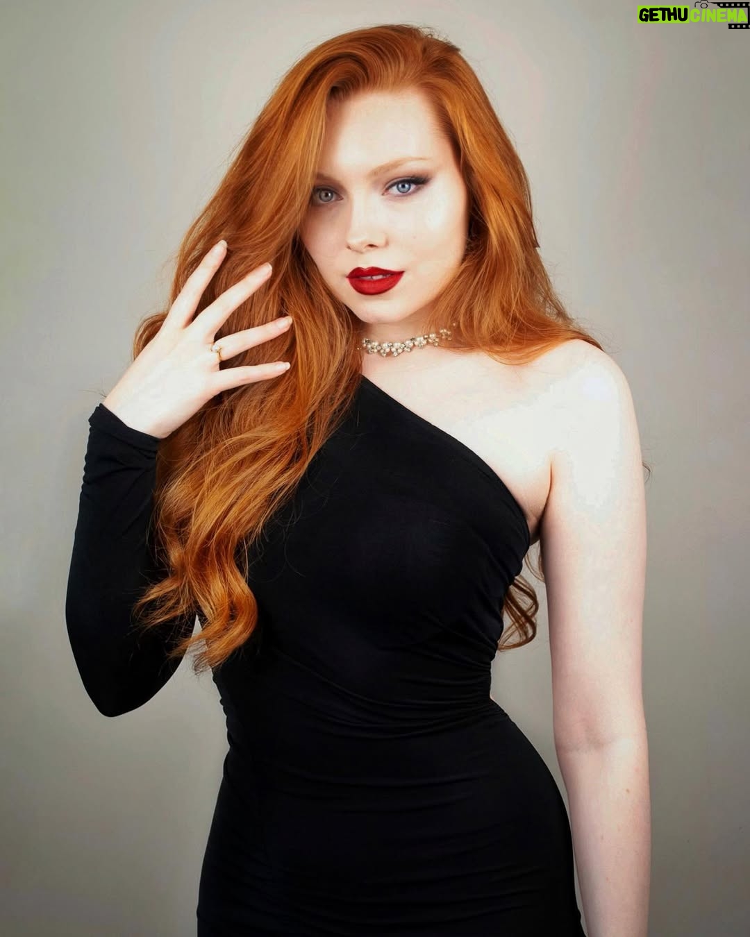 Mia Isabella - 5.5K Likes - 🎬🎬🎬
.
.
.
.
.
.
.
.
.
#redhair #redhaired #ruiva #ruivas #redheadsofinstagram #redhairgirl #gingergirl  #model #fashion #londonfashion #ruivanatural #curls #model #ginger #gingergirl #naturalhair #ruivante #beauty #londonmodel #londonmodels #modelling #naturalred #redheadsdoitbetter  #redheadshavemorefun #redheadmodel #naturalredhead #naturalredheads #longredhair