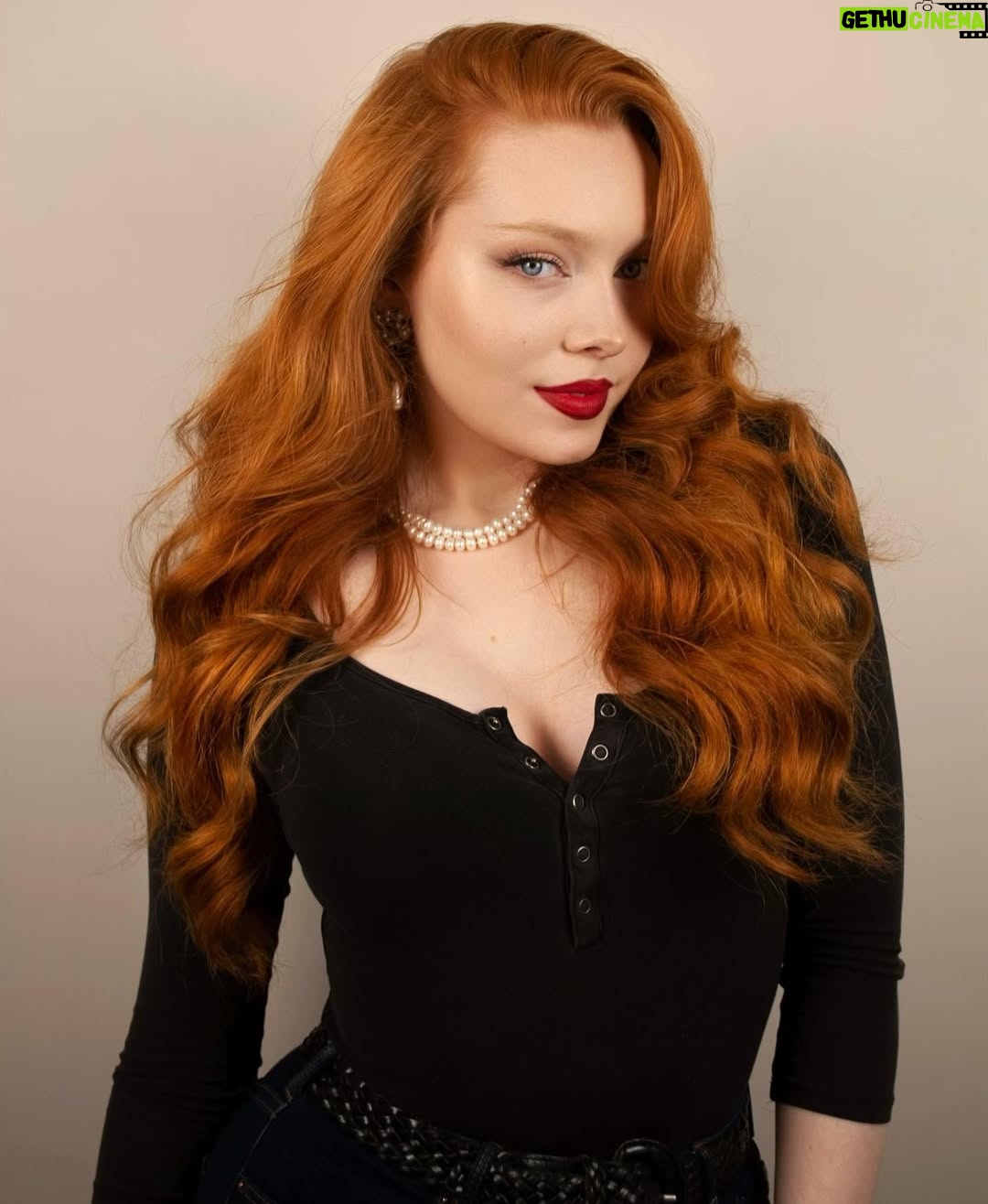 Mia Isabella - 7.4K Likes - 🖤🖤🖤
.
.
.
.
.
.
.
.
.
#redhair #redhaired #ruiva #ruivas #redheadsofinstagram #redhairgirl #gingergirl  #model #fashion #londonfashion #ruivanatural #curls #model #ginger #gingergirl #naturalhair #ruivante #beauty #londonmodel #londonmodels #modelling #naturalred #redheadsdoitbetter  #redheadshavemorefun #redheadmodel #naturalredhead #naturalredheads #longredhair