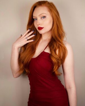 Mia Isabella Instagram - Happy Mother’s Day! How did you spend your Sunday? 🥰🌺
.
.
.
.
.
.
.
.
.
#redhair #redhaired #ruiva #ruivas #redheadsofinstagram #redhairgirl #gingergirl  #model #fashion #londonfashion #ruivanatural #curls #model #ginger #gingergirl #naturalhair #ruivante #beauty #londonmodel #londonmodels #modelling #naturalred #redheadsdoitbetter  #redheadshavemorefun #redheadmodel #naturalredhead #naturalredheads #longredhair