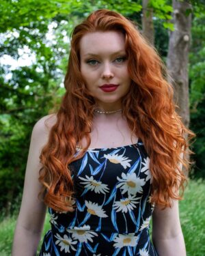 Mia Isabella Instagram - 🌾🌳🐝
.
.
.
.
.
.
.
.
.
#redhair #redhaired #ruiva #ruivas #redheadsofinstagram #redhairgirl #gingergirl  #model #fashion #londonfashion #ruivanatural #curls #model #ginger #gingergirl #naturalhair #ruivante #beauty #londonmodel #londonmodels #modelling #naturalred #redheadsdoitbetter  #redheadshavemorefun #redheadmodel #naturalredhead #naturalredheads #longredhair