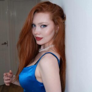 Mia Isabella Instagram - 🦋✨
.
.
.
.
.
.
.
.
.
.
#redhair #redhaired #ruiva #ruivas #redheadsofinstagram #redhairgirl #gingergirl  #model #fashion #londonfashion #ruivanatural #curls #model #ginger #gingergirl #naturalhair #ruivante #beauty #londonmodel #londonmodels #modelling #naturalred #redheadsdoitbetter  #redheadshavemorefun #redheadmodel #naturalredhead #naturalredheads #longredhair