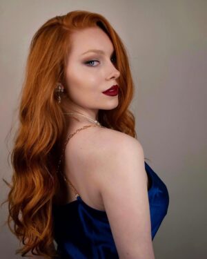 Mia Isabella Instagram - ⛓🦋⛓
.
.
.
.
.
.
.
.
.
#redhair #redhaired #ruiva #ruivas #redheadsofinstagram #redhairgirl #gingergirl  #model #fashion #londonfashion #ruivanatural #curls #model #ginger #gingergirl #naturalhair #ruivante #beauty #londonmodel #londonmodels #modelling #naturalred #redheadsdoitbetter  #redheadshavemorefun #redheadmodel #naturalredhead #naturalredheads #longredhair
