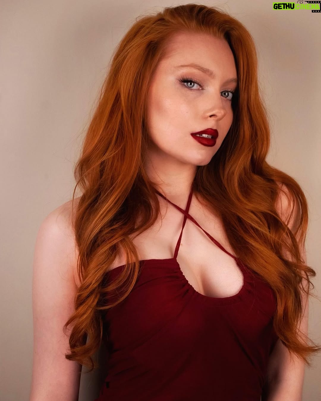 Mia Isabella - 6.2K Likes - What’s your favourite thing to do on a Friday night? 🥰
.
.
.
.
.
.
.
.
.
.
#redhair #redhaired #ruiva #ruivas #redheadsofinstagram #redhairgirl #gingergirl  #model #fashion #londonfashion #ruivanatural #curls #model #ginger #gingergirl #naturalhair #ruivante #beauty #londonmodel #londonmodels #modelling #naturalred #redheadsdoitbetter  #redheadshavemorefun #redheadmodel #naturalredhead #naturalredheads #longredhair