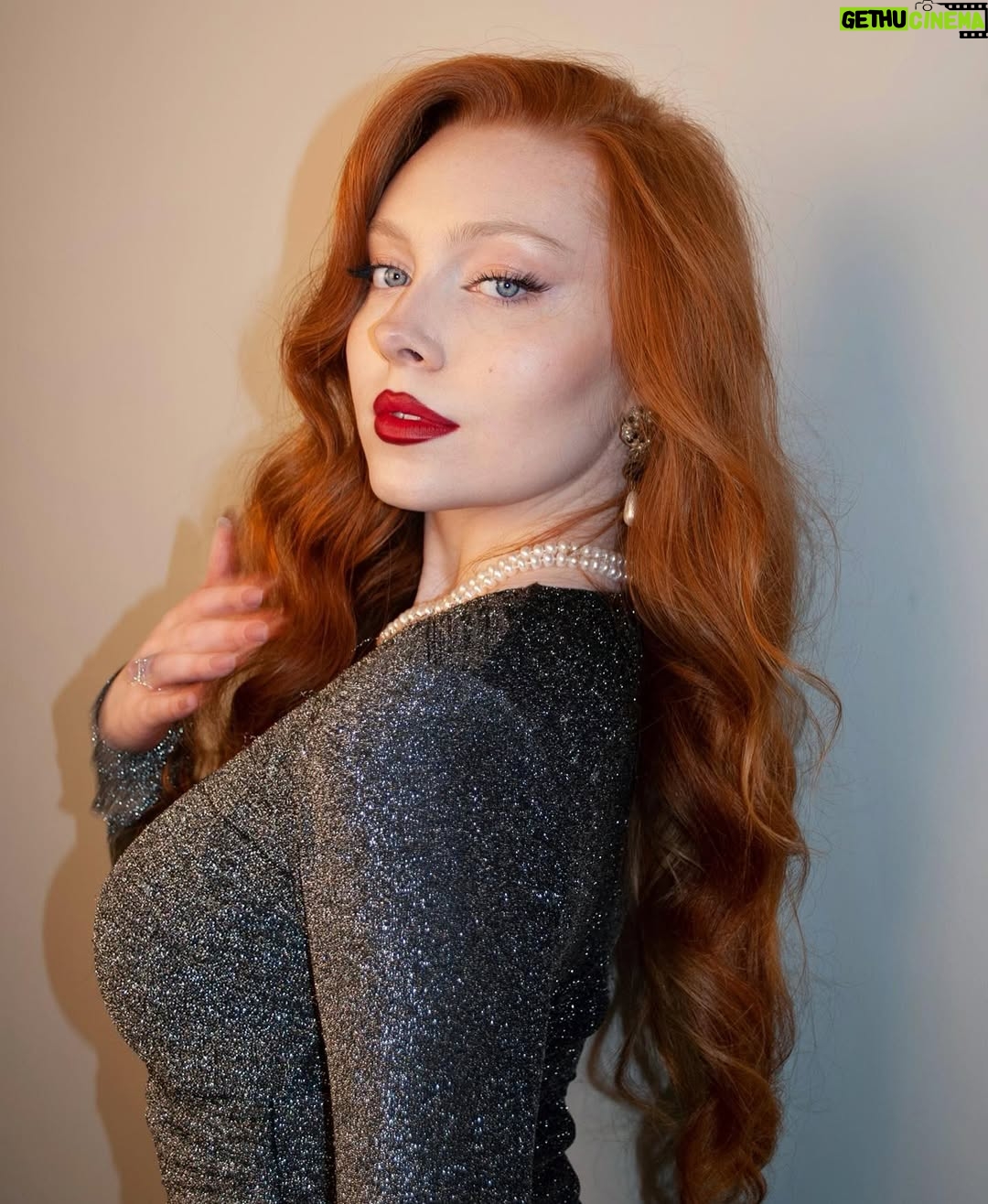 Mia Isabella - 8.3K Likes - 🍸🥂🍾
.
.
.
.
.
.
.
.
.
#redhair #redhaired #ruiva #ruivas #redheadsofinstagram #redhairgirl #gingergirl  #model #fashion #londonfashion #ruivanatural #curls #model #ginger #gingergirl #naturalhair #ruivante #beauty #londonmodel #londonmodels #modelling #naturalred #redheadsdoitbetter  #redheadshavemorefun #redheadmodel #naturalredhead #naturalredheads #longredhair