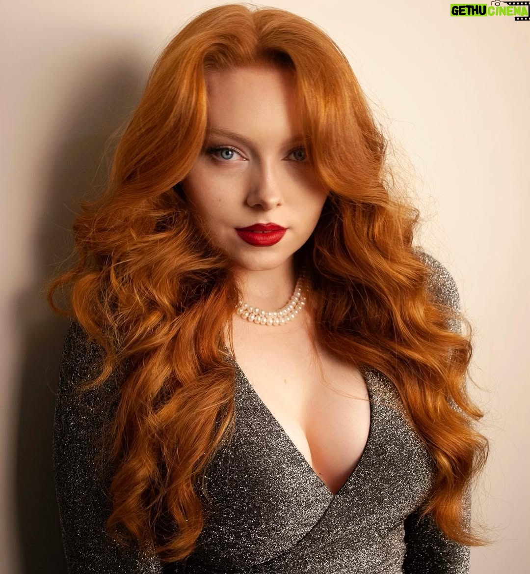 Mia Isabella - 27.2K Likes - 🍸🍸🍸
.
.
.
.
.
.
.
.
.
.
#redhair #redhaired #ruiva #ruivas #redheadsofinstagram #redhairgirl #gingergirl  #model #fashion #londonfashion #ruivanatural #curls #model #ginger #gingergirl #naturalhair #ruivante #beauty #londonmodel #londonmodels #modelling #naturalred #redheadsdoitbetter  #redheadshavemorefun #redheadmodel #naturalredhead #naturalredheads #longredhair