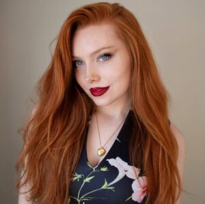 Mia Isabella Instagram - 🌷💐🌸
.
.
.
.
.
.
.
.
.
#redhair #redhaired #ruiva #ruivas #redheadsofinstagram #redhairgirl #gingergirl  #model #fashion #londonfashion #ruivanatural #curls #model #ginger #gingergirl #naturalhair #ruivante #beauty #londonmodel #londonmodels #modelling #naturalred #redheadsdoitbetter  #redheadshavemorefun #redheadmodel #naturalredhead #naturalredheads #longredhair