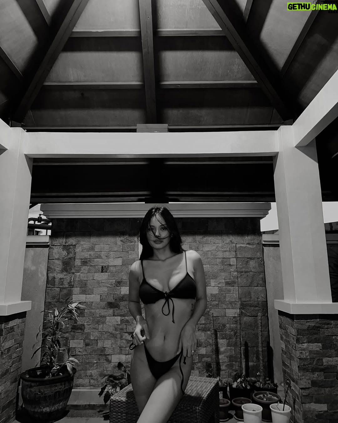 Micaella Raz - 3 Likes - 🖤