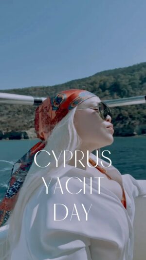 Michelle Mosalakae Instagram - WE OUTSIIIIDE 😉💃🏼Yacht mode activated 🛥️ @savannacider 🍋