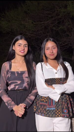 Mikku Arya Instagram - 🥺❤️@mikku2073 
.
.
.
@_kashish_787 
.
.
.
.
.
.
.
#bestiegoals💕 #bestfriend #friendshipgoals❤️ #reelinstagram #foryoupage💙 #viralvídeos #explorepage✨ #featured #reelkarofeelkaro♥️