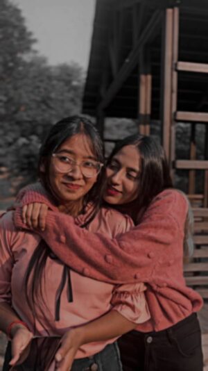 Mikku Arya Instagram - Aur na mein kisi ko dene vali 🥺❤️@mikku2073 
.
.
.
@_pooja.chhetri 
.
.
.
.
.
.
.
.
.
.
.
#bestigoals❤️💕 #bestfriends #friendshipgoals #reelinstagram #foryoupage💙 #viralvideos #explore #featured #reelkarofeelkaro❤