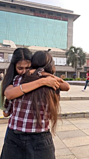 Mikku Arya Instagram - Tag someone ❤️🥺@mikku2073 
.
.
.
@_anjali991 
.
.
.
..
.
.
.
..
#bestiegoals💕 #bestfriends #friendshipgoals #reelinstagram #foryoupage💙 #viralvideos #explorepage #feature #reelkarofeelkaro❤