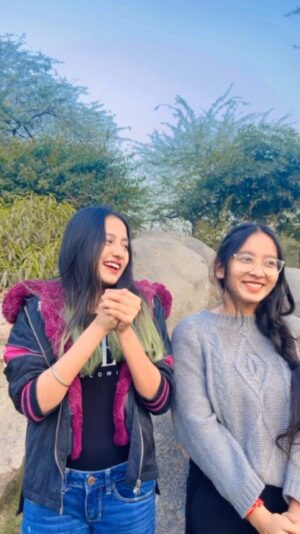 Mikku Arya Instagram - Guuuu khaaaa🤣🤣@mikku2073 
.
.
.
@_pooja.chhetri 
.
.
.
.
.
.
.
.
.
.
.
.
.
#bestigoals❤️💕 #bestfriends #friendshipgoals #reelinstagram #foryoupage💙 #viralvideos #explorepage #featured #reelkarofeelkaro❤