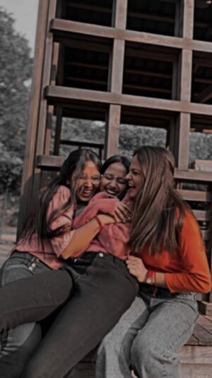 Mikku Arya Instagram - Tag your best friends 🥺❤️@mikku2073 
.
.
.
@_pooja.chhetri @official._prabha 
.
.
.
.
.
.
.
.
.
.
#bestigoals❤️💕 #bestfriends #friendshipgoals #reelinstagram #foryoupage💙 #viralvideos #explore #featured #reelkarofeelkaro❤
